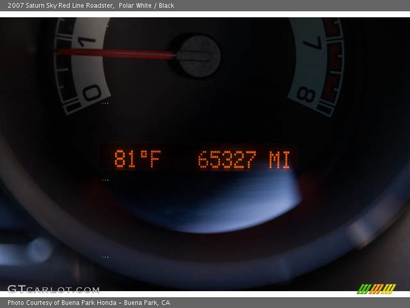 Polar White / Black 2007 Saturn Sky Red Line Roadster
