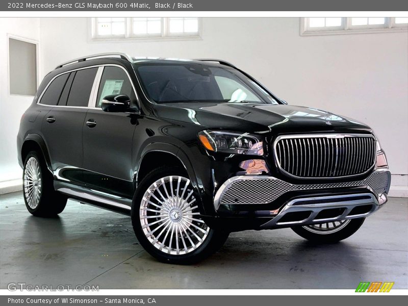 Front 3/4 View of 2022 GLS Maybach 600 4Matic