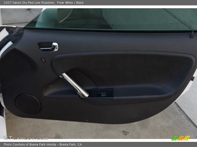 Polar White / Black 2007 Saturn Sky Red Line Roadster