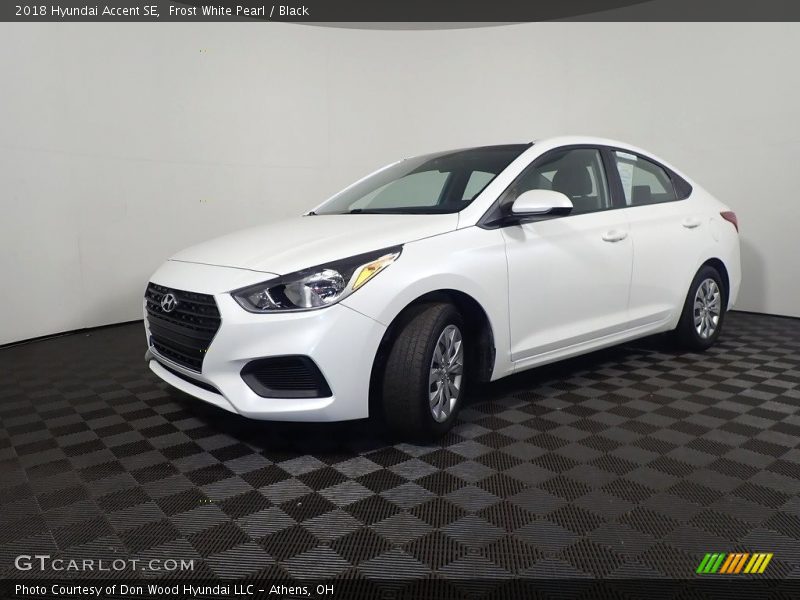 Frost White Pearl / Black 2018 Hyundai Accent SE