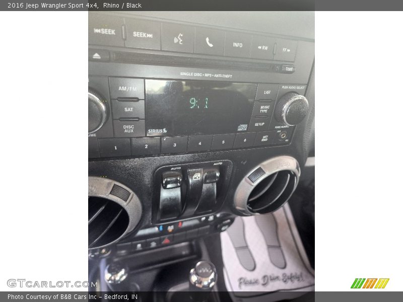 Rhino / Black 2016 Jeep Wrangler Sport 4x4