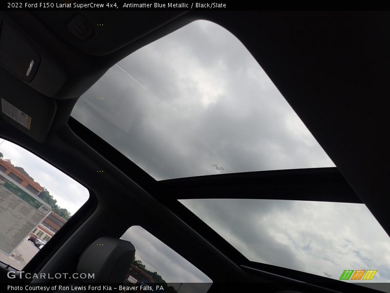 Sunroof of 2022 F150 Lariat SuperCrew 4x4