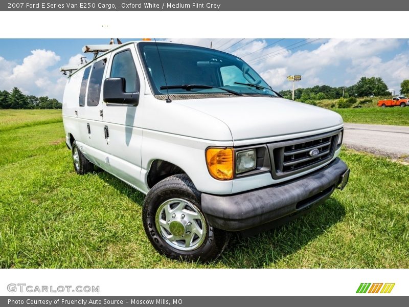 Oxford White / Medium Flint Grey 2007 Ford E Series Van E250 Cargo