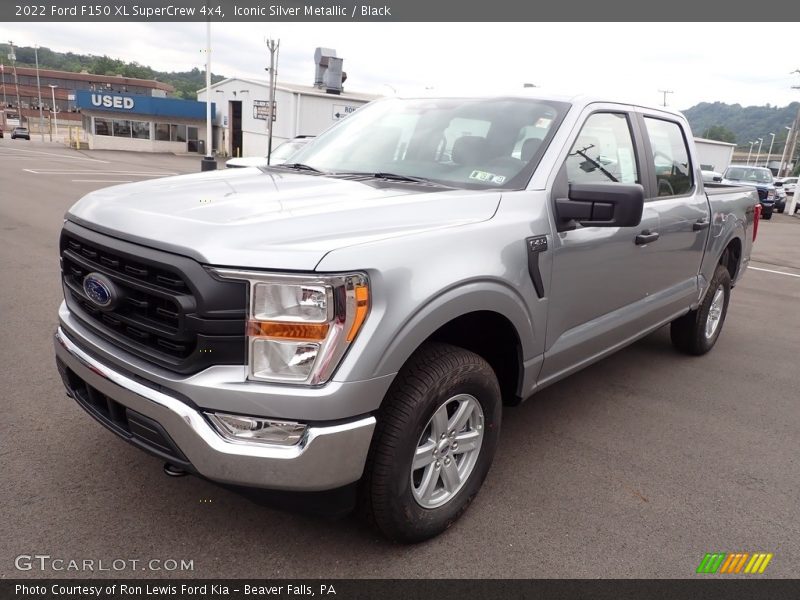 Iconic Silver Metallic / Black 2022 Ford F150 XL SuperCrew 4x4