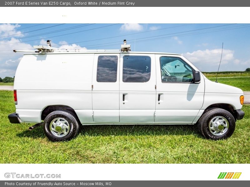 Oxford White / Medium Flint Grey 2007 Ford E Series Van E250 Cargo