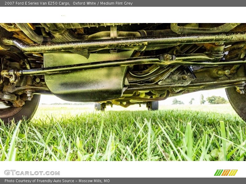 Oxford White / Medium Flint Grey 2007 Ford E Series Van E250 Cargo