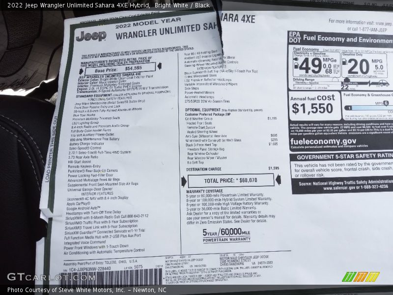 Bright White / Black 2022 Jeep Wrangler Unlimited Sahara 4XE Hybrid