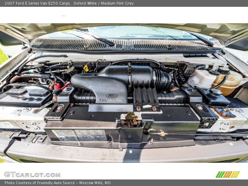 Oxford White / Medium Flint Grey 2007 Ford E Series Van E250 Cargo