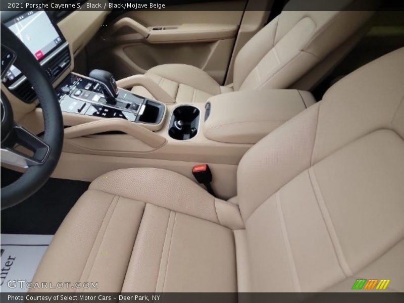 Front Seat of 2021 Cayenne S