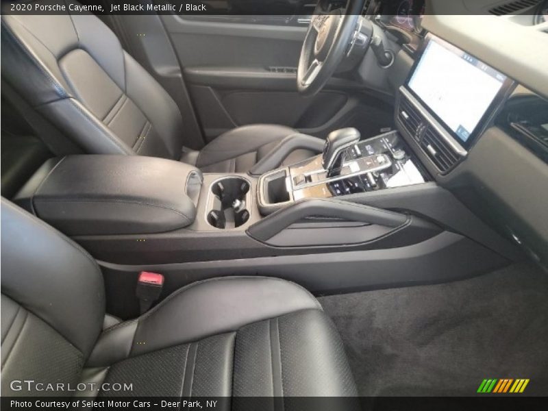 Jet Black Metallic / Black 2020 Porsche Cayenne