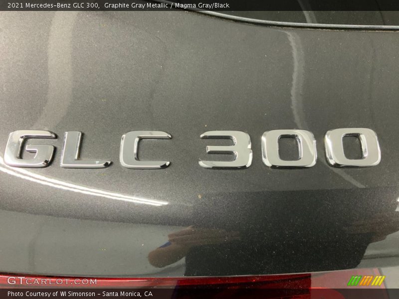 Graphite Gray Metallic / Magma Gray/Black 2021 Mercedes-Benz GLC 300