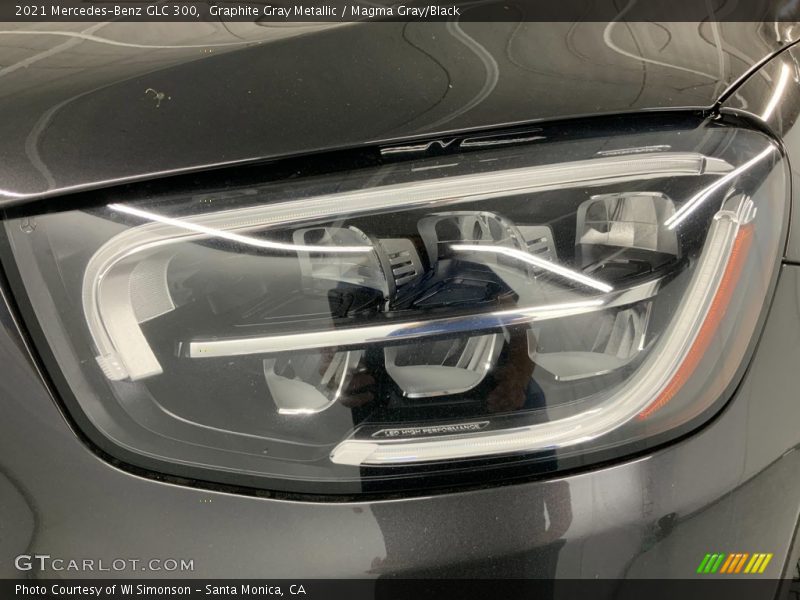 Graphite Gray Metallic / Magma Gray/Black 2021 Mercedes-Benz GLC 300