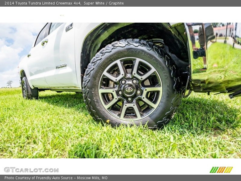 Super White / Graphite 2014 Toyota Tundra Limited Crewmax 4x4
