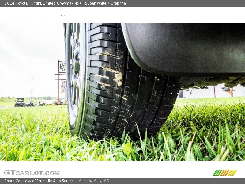 Super White / Graphite 2014 Toyota Tundra Limited Crewmax 4x4