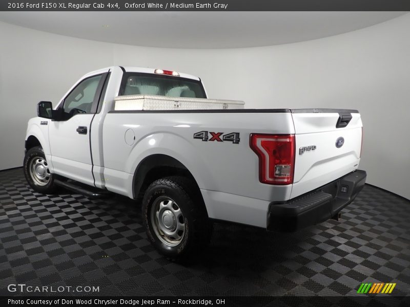 Oxford White / Medium Earth Gray 2016 Ford F150 XL Regular Cab 4x4