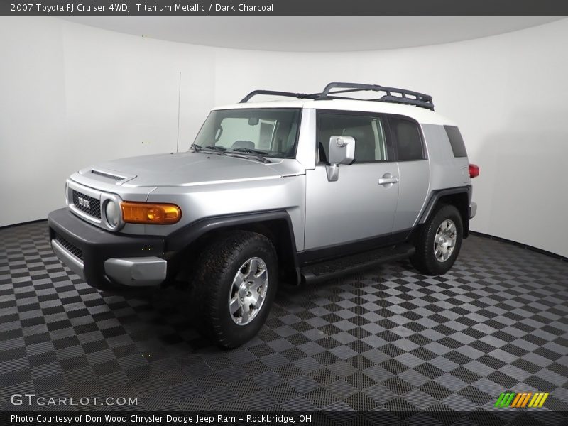 Titanium Metallic / Dark Charcoal 2007 Toyota FJ Cruiser 4WD