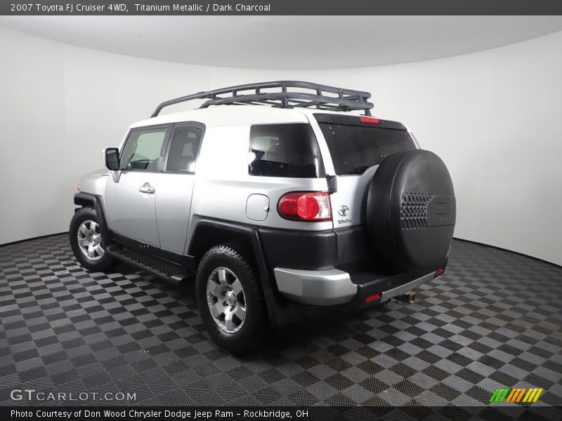 Titanium Metallic / Dark Charcoal 2007 Toyota FJ Cruiser 4WD