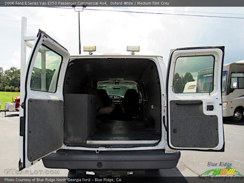 Oxford White / Medium Flint Grey 2006 Ford E Series Van E350 Passenger Commercial 4x4