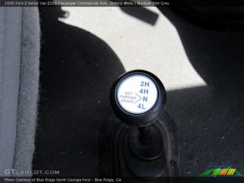 Oxford White / Medium Flint Grey 2006 Ford E Series Van E350 Passenger Commercial 4x4