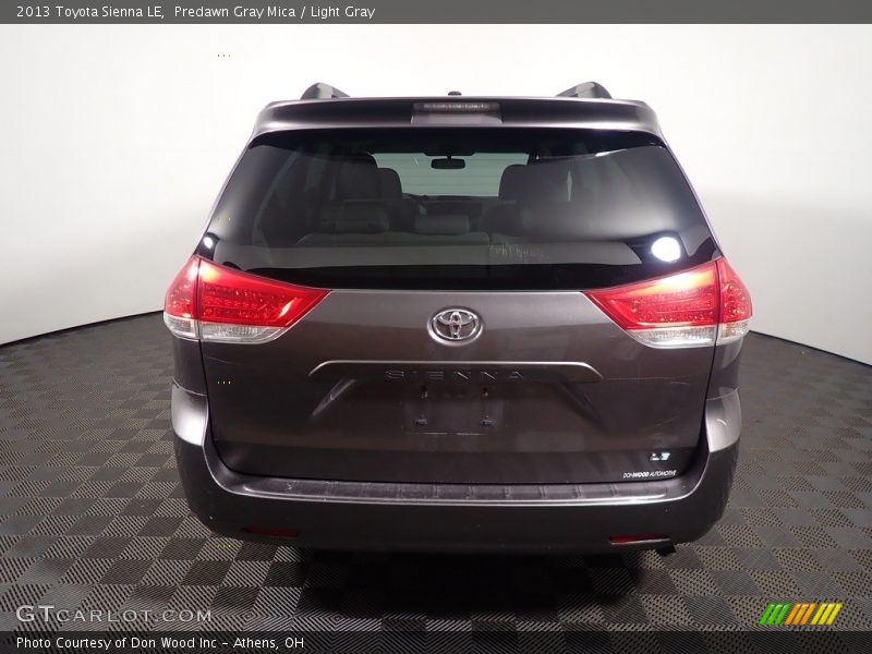 Predawn Gray Mica / Light Gray 2013 Toyota Sienna LE