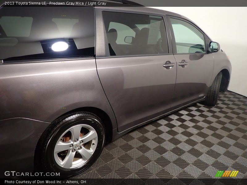 Predawn Gray Mica / Light Gray 2013 Toyota Sienna LE