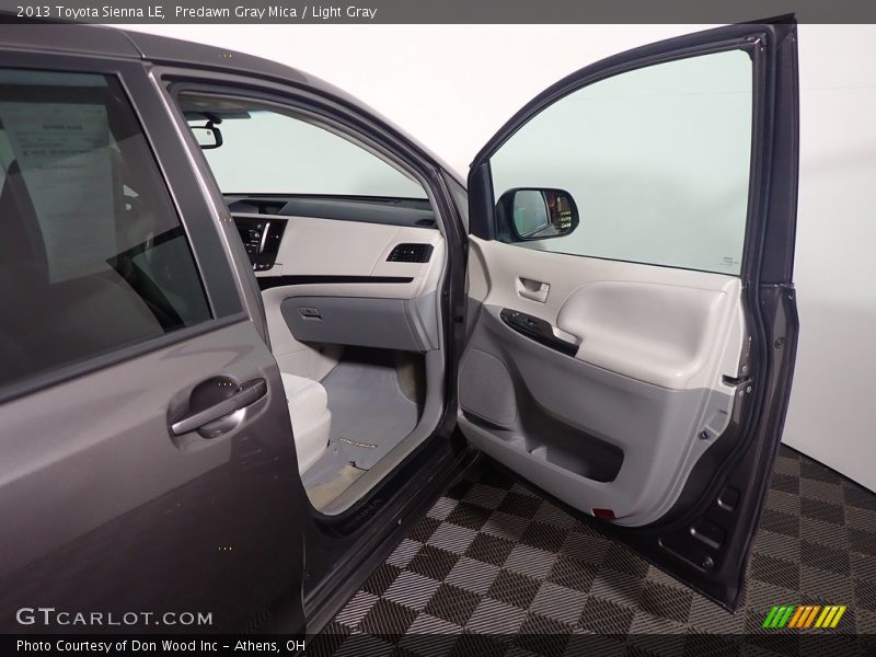 Predawn Gray Mica / Light Gray 2013 Toyota Sienna LE
