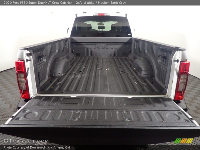 Oxford White / Medium Earth Gray 2020 Ford F350 Super Duty XLT Crew Cab 4x4