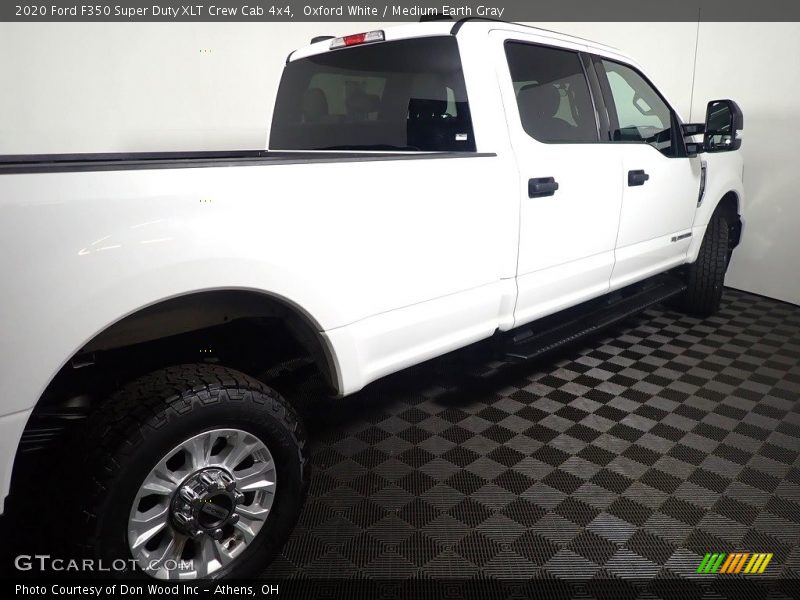 Oxford White / Medium Earth Gray 2020 Ford F350 Super Duty XLT Crew Cab 4x4
