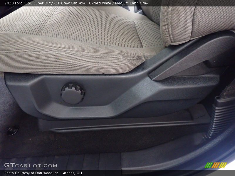 Oxford White / Medium Earth Gray 2020 Ford F350 Super Duty XLT Crew Cab 4x4