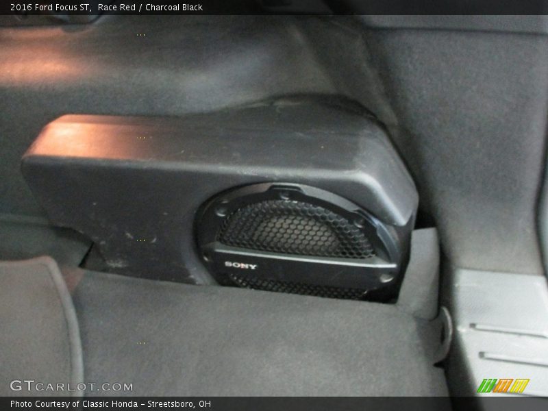 Race Red / Charcoal Black 2016 Ford Focus ST