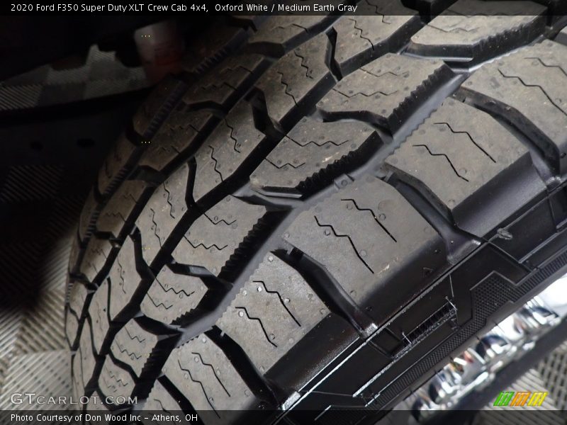 Oxford White / Medium Earth Gray 2020 Ford F350 Super Duty XLT Crew Cab 4x4