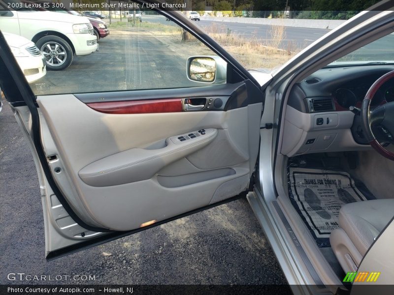 Millennium Silver Metallic / Light Charcoal 2003 Lexus ES 300