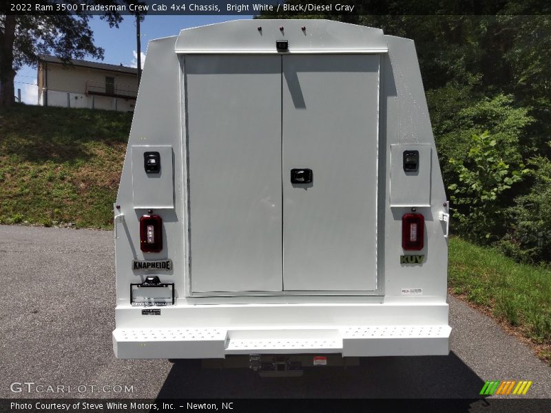 Bright White / Black/Diesel Gray 2022 Ram 3500 Tradesman Crew Cab 4x4 Chassis