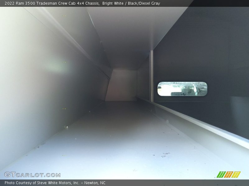 Bright White / Black/Diesel Gray 2022 Ram 3500 Tradesman Crew Cab 4x4 Chassis