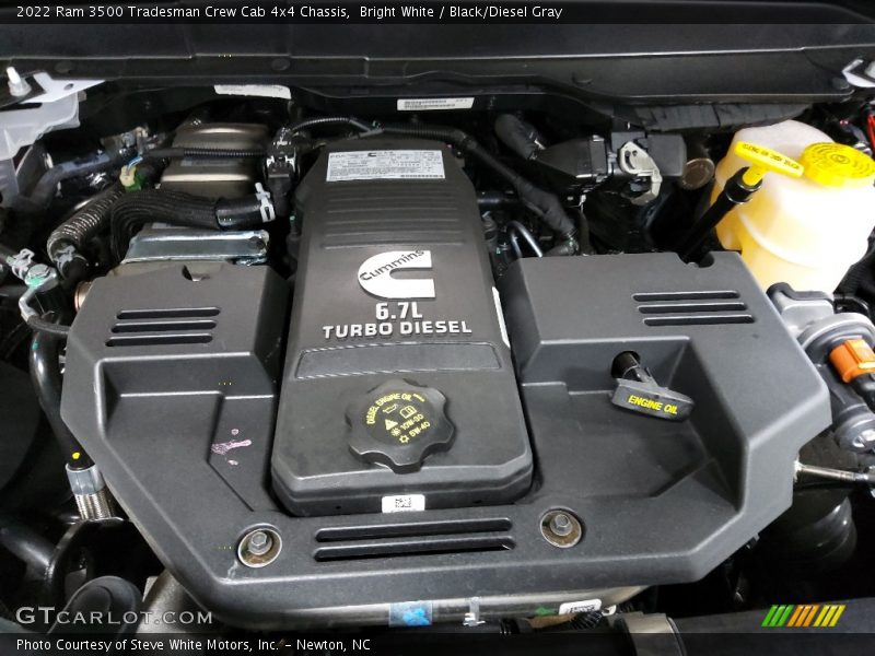 Bright White / Black/Diesel Gray 2022 Ram 3500 Tradesman Crew Cab 4x4 Chassis