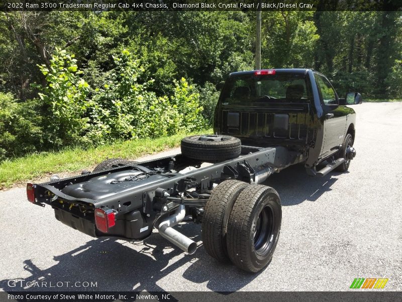 Diamond Black Crystal Pearl / Black/Diesel Gray 2022 Ram 3500 Tradesman Regular Cab 4x4 Chassis