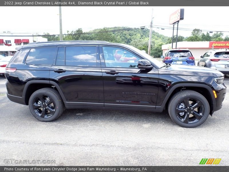 Diamond Black Crystal Pearl / Global Black 2022 Jeep Grand Cherokee L Altitude 4x4