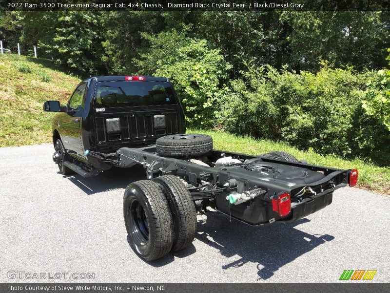 Diamond Black Crystal Pearl / Black/Diesel Gray 2022 Ram 3500 Tradesman Regular Cab 4x4 Chassis