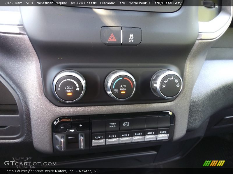 Controls of 2022 3500 Tradesman Regular Cab 4x4 Chassis