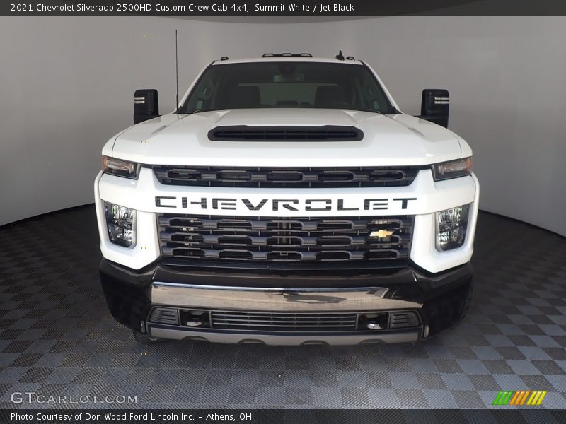 Summit White / Jet Black 2021 Chevrolet Silverado 2500HD Custom Crew Cab 4x4