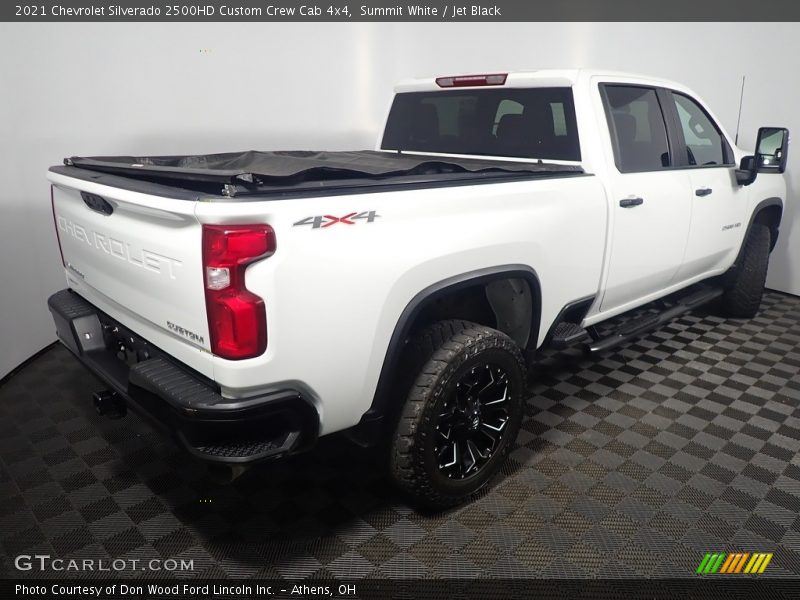 Summit White / Jet Black 2021 Chevrolet Silverado 2500HD Custom Crew Cab 4x4