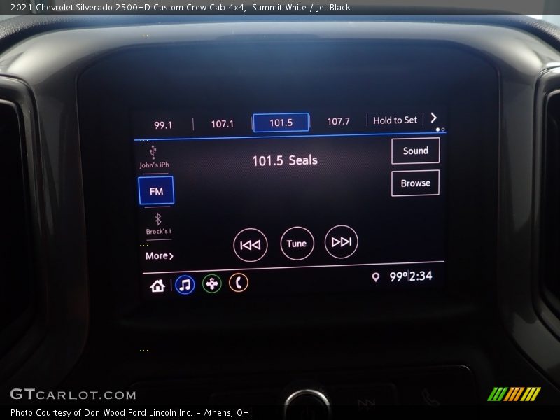 Summit White / Jet Black 2021 Chevrolet Silverado 2500HD Custom Crew Cab 4x4