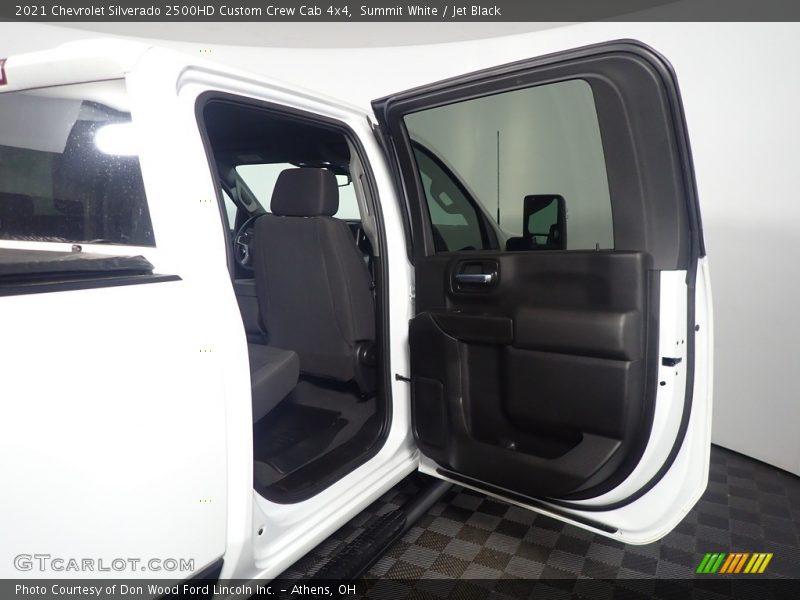Summit White / Jet Black 2021 Chevrolet Silverado 2500HD Custom Crew Cab 4x4