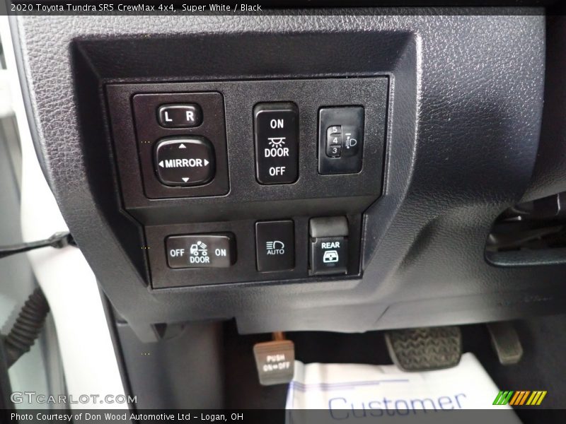 Super White / Black 2020 Toyota Tundra SR5 CrewMax 4x4