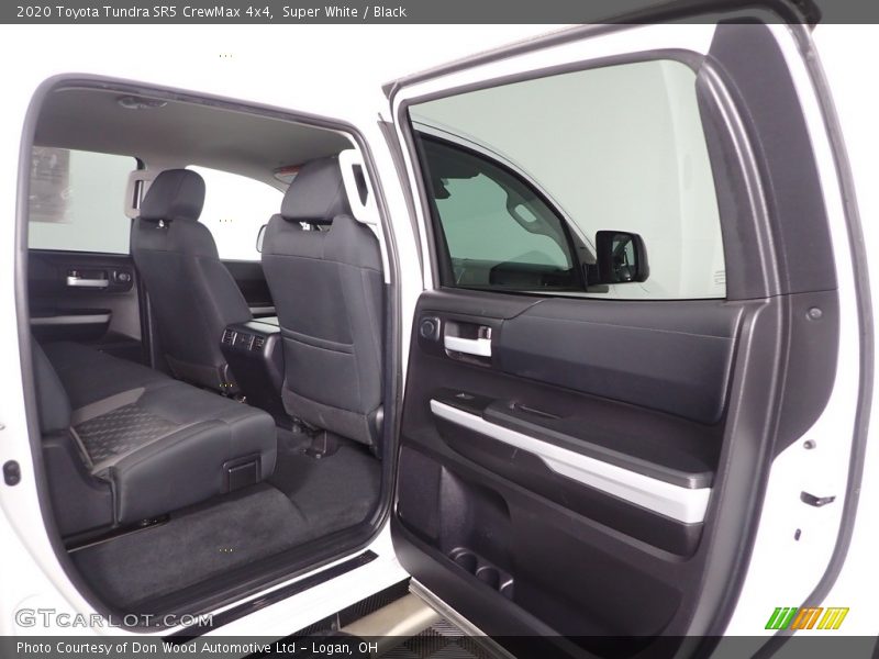 Super White / Black 2020 Toyota Tundra SR5 CrewMax 4x4