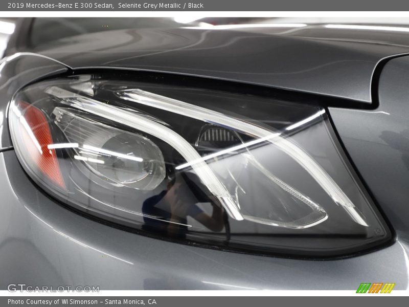Selenite Grey Metallic / Black 2019 Mercedes-Benz E 300 Sedan