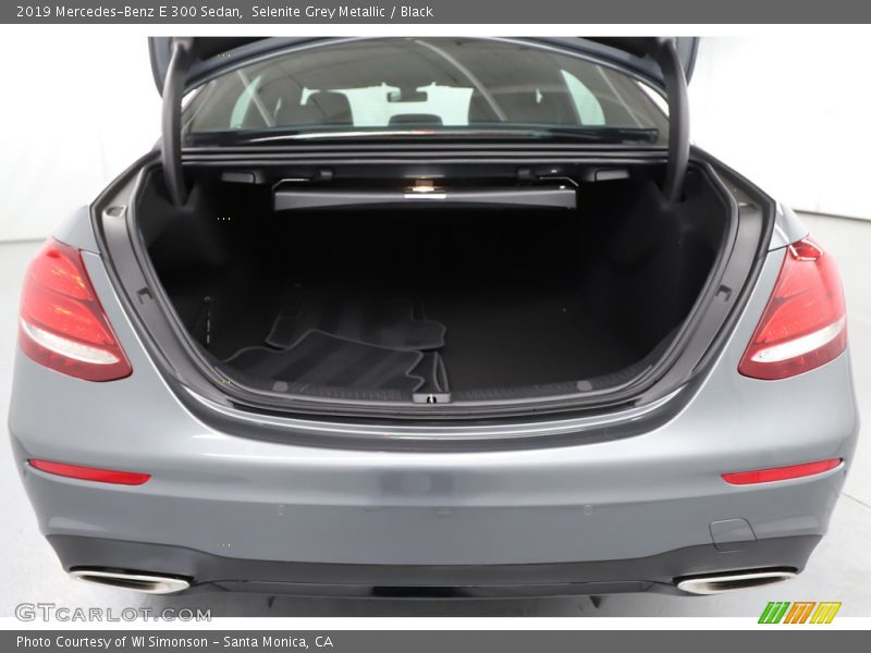 Selenite Grey Metallic / Black 2019 Mercedes-Benz E 300 Sedan