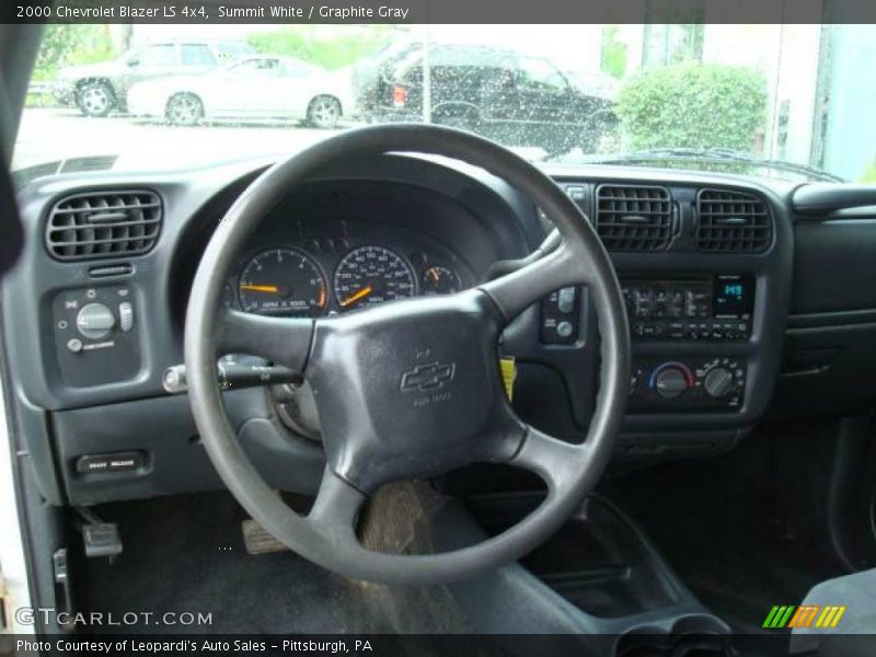 Summit White / Graphite Gray 2000 Chevrolet Blazer LS 4x4