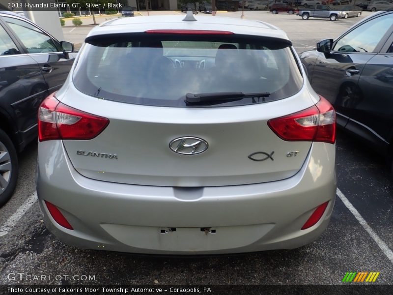 Silver / Black 2013 Hyundai Elantra GT