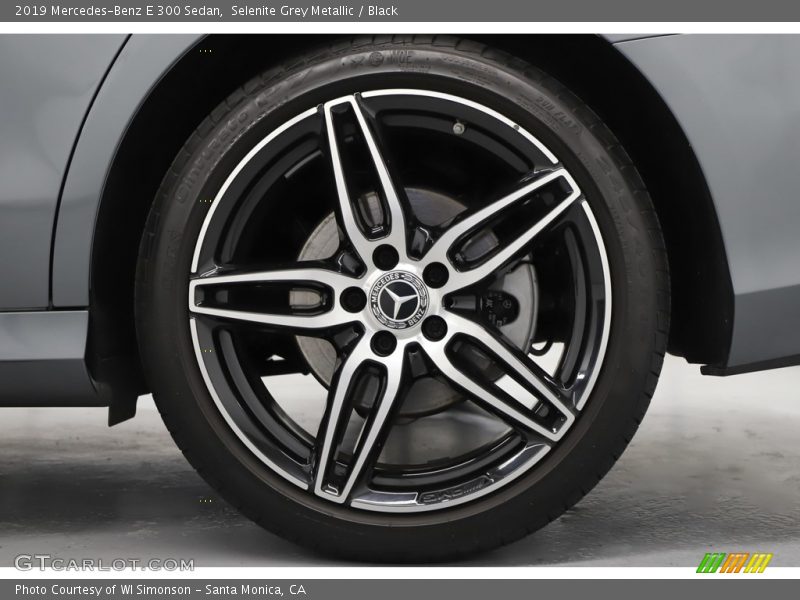 Selenite Grey Metallic / Black 2019 Mercedes-Benz E 300 Sedan